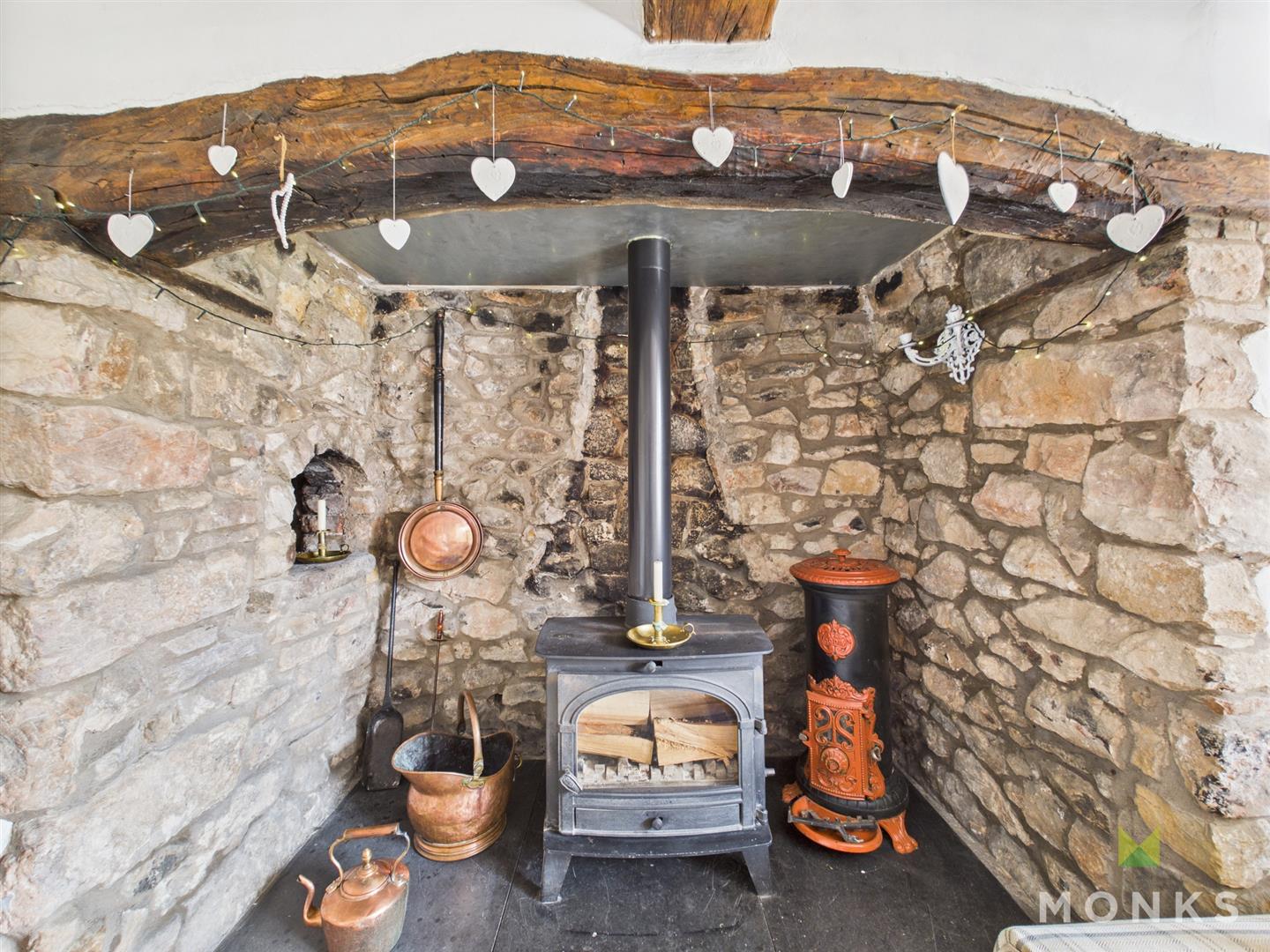 Silverdale Cottage Springbank Close, Oswestry, SY10 9DJ For Sale Silverdale Cottage Springbank Close, Oswestry, SY10 9DJ For Sale